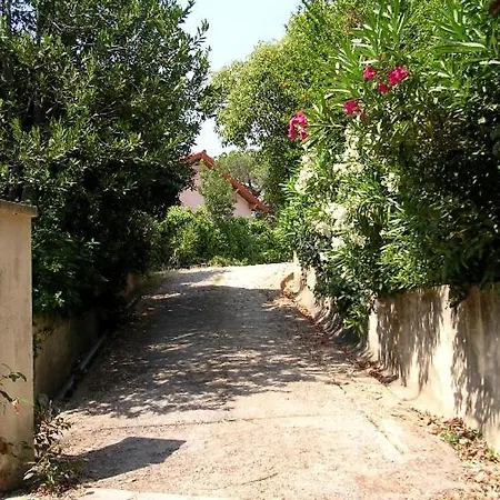 Studio Bord De Mer Plage De L'almanarre Апартаменты